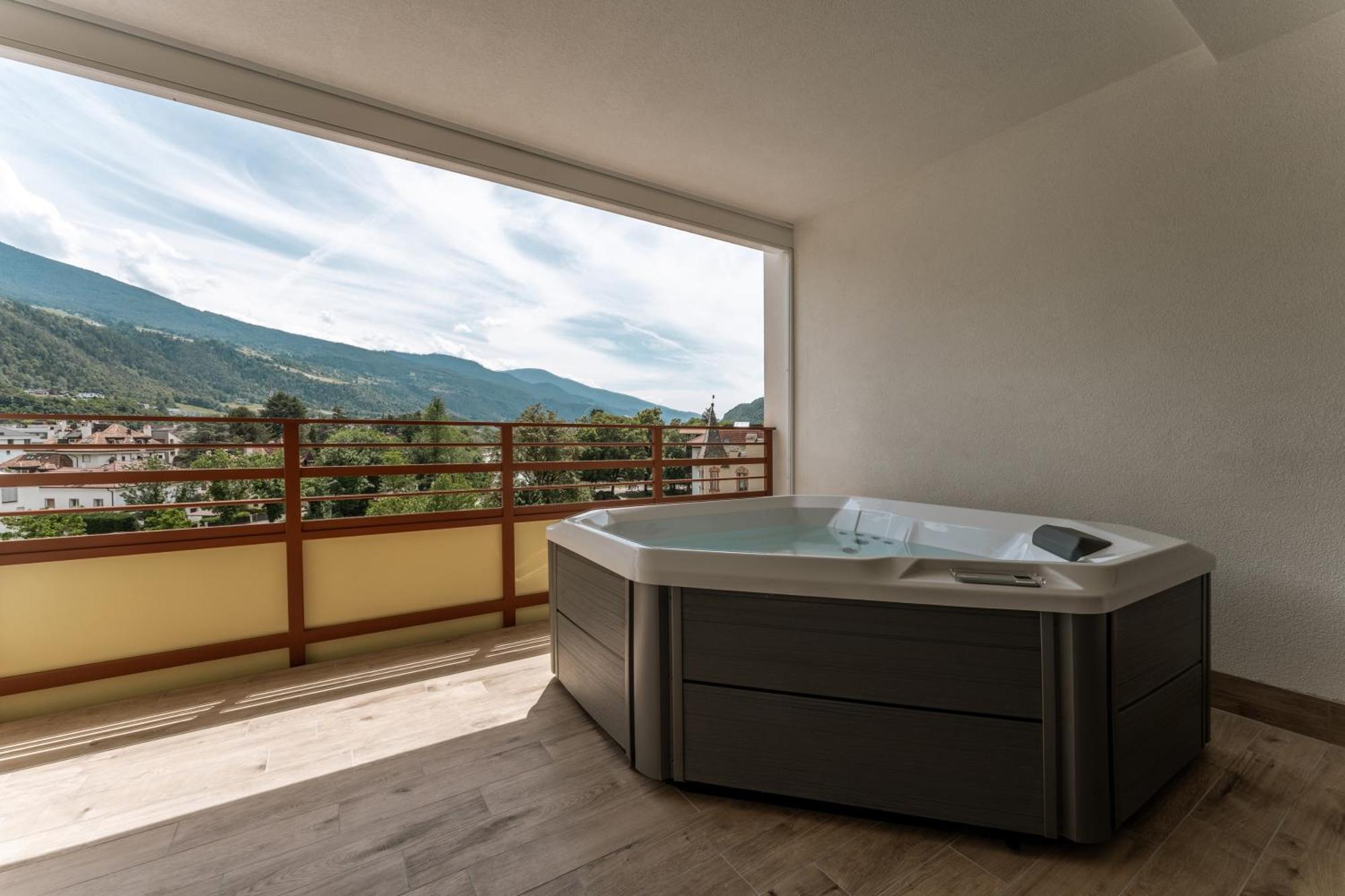 Dominik Alpine City Wellness - Adults Only Hotel Brixen